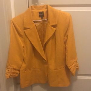 ✨SALE✨ Gold Blazer